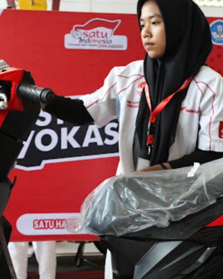Siswi SMK Swasta Satrya Budi 1 Perdagangan Raih Juara di Festival Vokasi Satu Hari Siswi SMK Swasta Satrya Budi 1 Perdagangan Raih Juara di Festival Vokasi Satu Hari