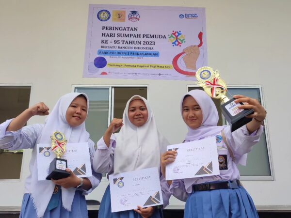PRESTASI GEMILANG SISWI SMK SWASTA SATRYA BUDI 1 PERDAGANGAN