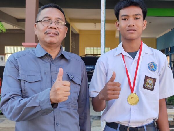 Juara 1! Siswa SMK Swasta Satrya Budi 1 Perdagangan Raih Prestasi Gemilang dalam Kejuaraan Volley PORKAB Simalungun