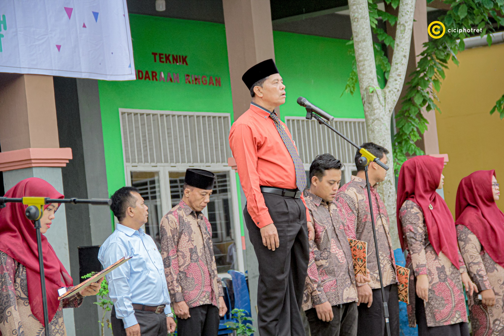 Upacara Bendera dan Re-Akreditasi: Hari Guru Nasional di SMK Swasta Satrya Budi 1 Perdagangan Tahun 2023