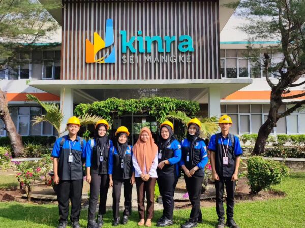 Pemberangkatan Praktik Kerja Lapangan (PKL) Program Keahlian Kimia Industri SMK Swasta Satrya Budi 1 Perdagangan