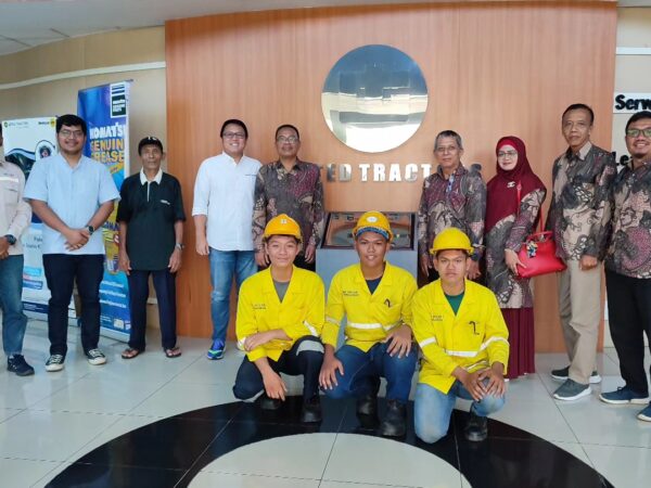 Pemberangkatan dan Penyerahan Siswa Praktik Kerja Lapangan (PKL) SMK Swasta Satrya Budi 1 Perdagangan pada Program Keahlian Teknik Alat Berat (TAB)