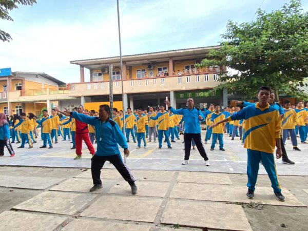 Senam Profil Pelajar Pancasila Meriahkan Setiap Hari Sabtu di SMK Swasta Satrya Budi 1 Perdagangan Senam Profil Pelajar Pancasila Meriahkan Setiap Hari Sabtu di SMK Swasta Satrya Budi 1 Perdagangan