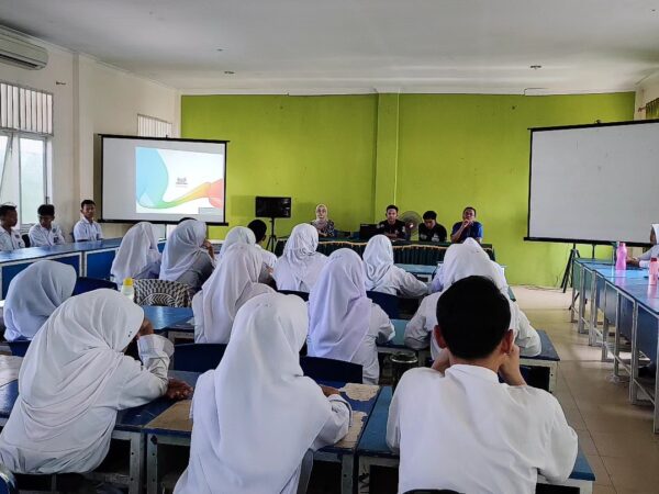 Sosialisasi Jalur Masuk PTN, Pengenalan Universitas, dan Beasiswa di SMK Swasta Satrya Budi 1 Perdagangan Sosialisasi Jalur Masuk PTN, Pengenalan Universitas, dan Beasiswa di SMK Swasta Satrya Budi 1 Perdagangan