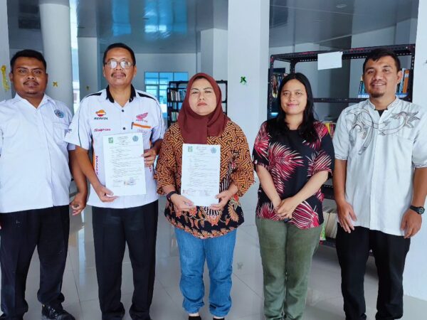 SMK Swasta Satrya Budi 1 Perdagangan melakukan MoU dengan Dinas Perpustakaan dan Arsip Kabupaten Simalungun untuk Meningkatkan Minat Baca Siswa