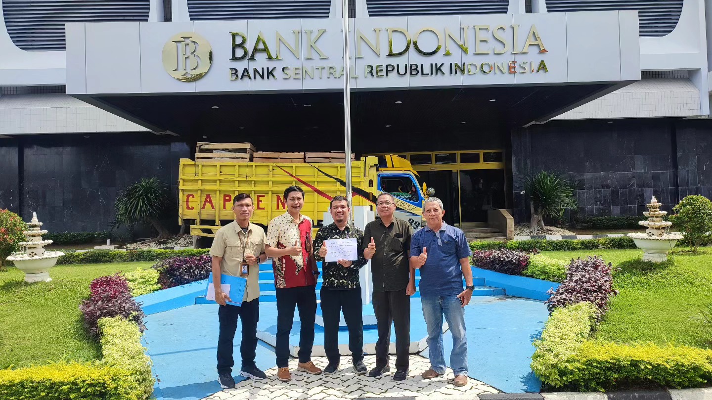 Hibah Peralatan Kantor KPw Bank Indonesia Pematang Siantar kepada SMK Swasta Satrya Budi 1 Perdagangan
