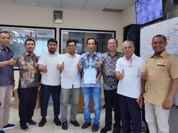 Penandatanganan Kurikulum Operasional Satuan Pendidikan (KOSP) dengan Dunia Usaha/Dunia Industri (DU/DI)