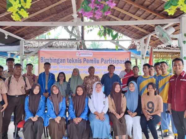 Bimtek Pengawasan Pemilu Partisipasi Tatap Muka se-Kecamatan Bandar oleh Bawaslu melalui Panwascam Kecamatan Bandar