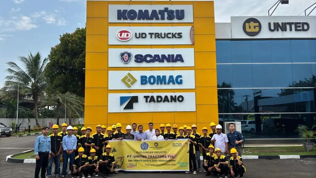 Kunjungan Siswa SMK Satrya Budi 1 Perdagangan ke PT. United Tractors Tj. Morawa untuk Mengenal Dunia Kerja Teknik Alat Berat