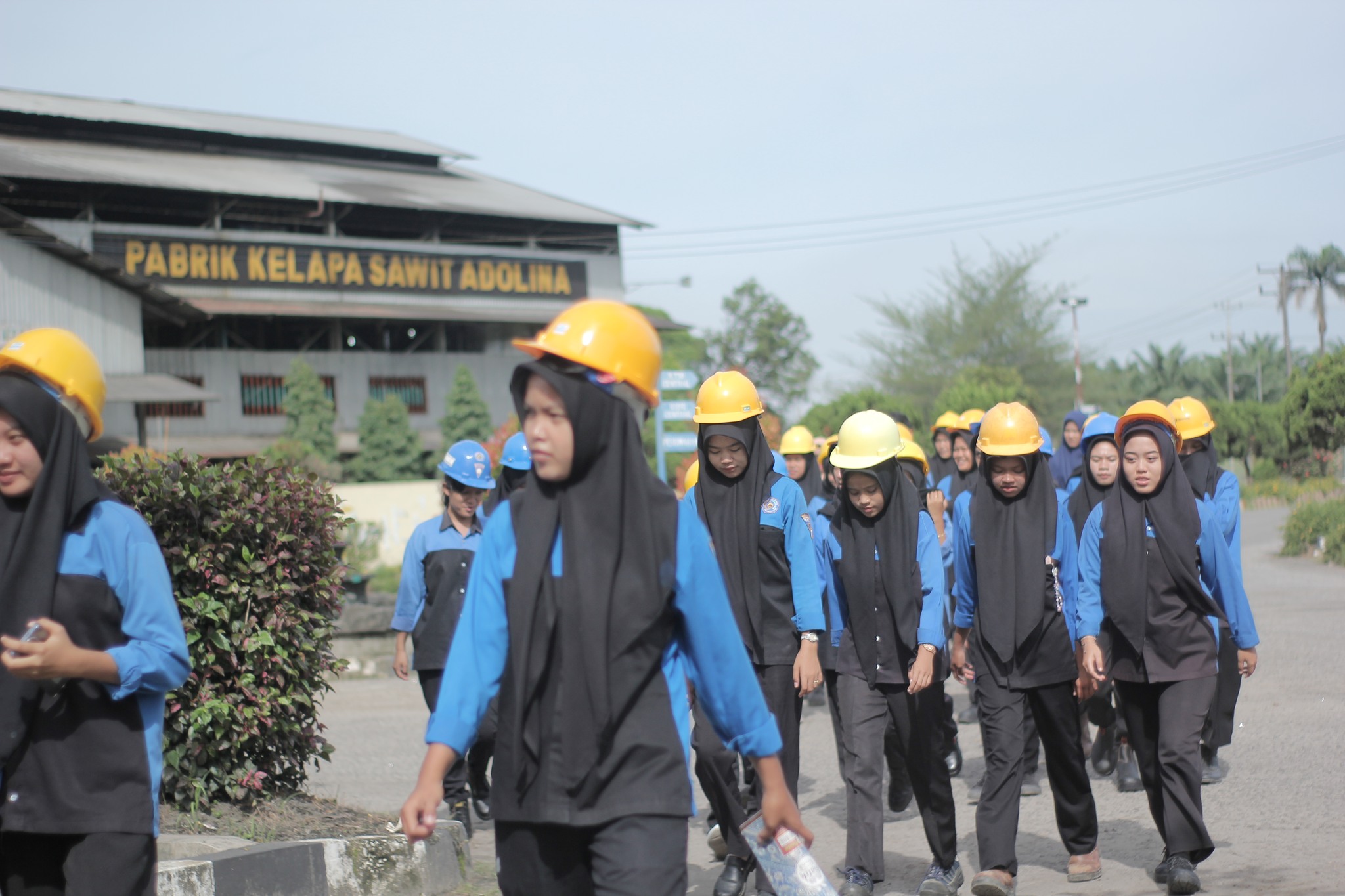 Kunjungan Industri Siswa Kimia Industri SMK Satrya Budi 1 ke PTPN IV Regional II Unit Adolina