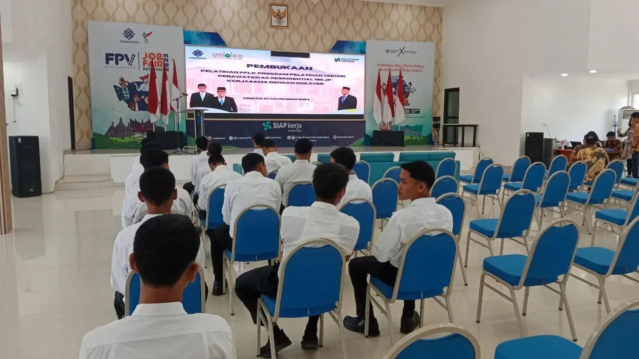 11 Siswa SMK Swasta Satrya Budi 1 Perdagangan Ikuti Pelatihan Teknisi Perawatan AC Bersama PT. Unilever di BLK Medan!