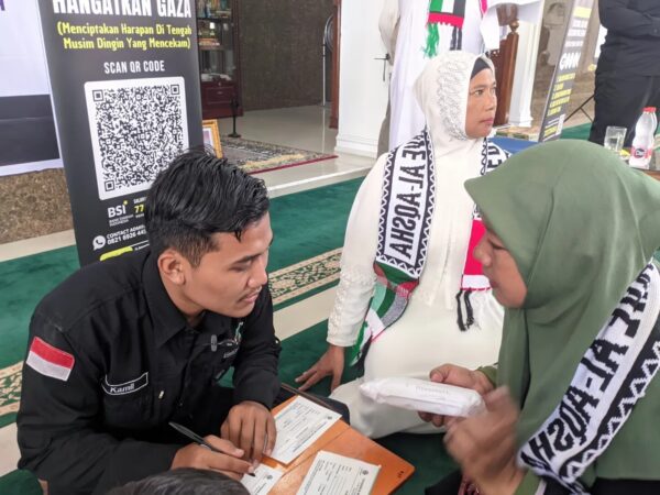 Siswa/i SMK Swasta Satrya Budi 1 Perdagangan Peduli Palestina, Serahkan Donasi di Masjid Agung Al-Munawwarah