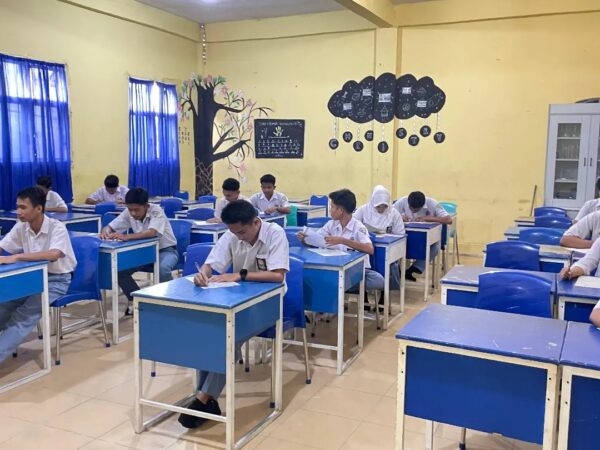 Pelaksanaan Penilaian Akhir Semester (PAS) Ganjil TP 2024/2025 di SMK Swasta Satrya Budi 1 Perdagangan