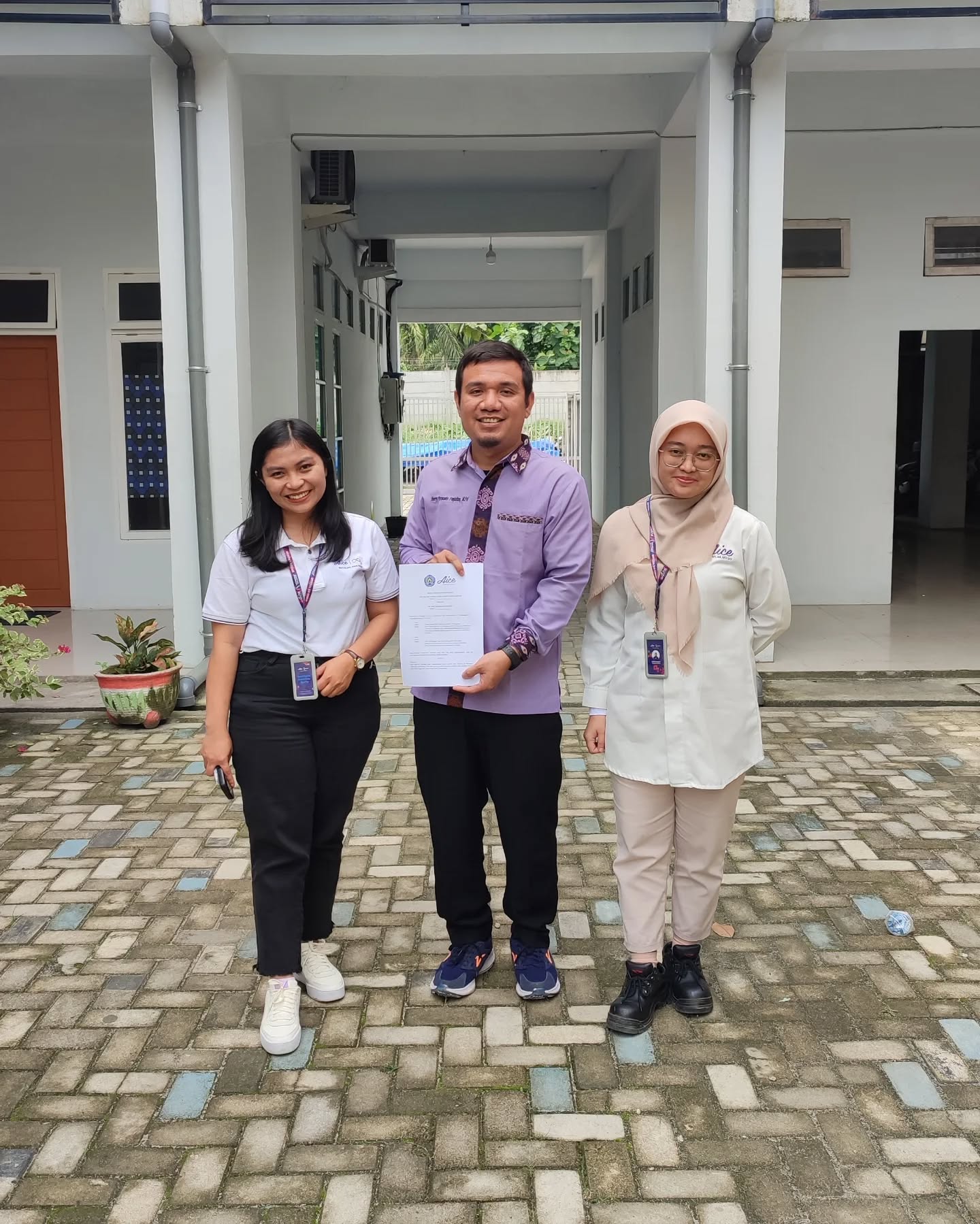 SMK Swasta Satrya Budi 1 Perdagangan Jalin Silaturahim dengan PT. AICE Sumatera Industry