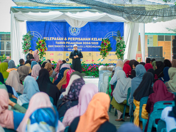 Haru dan Meriah Warnai Acara Perpisahan Siswa Kelas XII SMK Swasta Satrya Budi 1 Perdagangan Tahun Ajaran 2024/2025