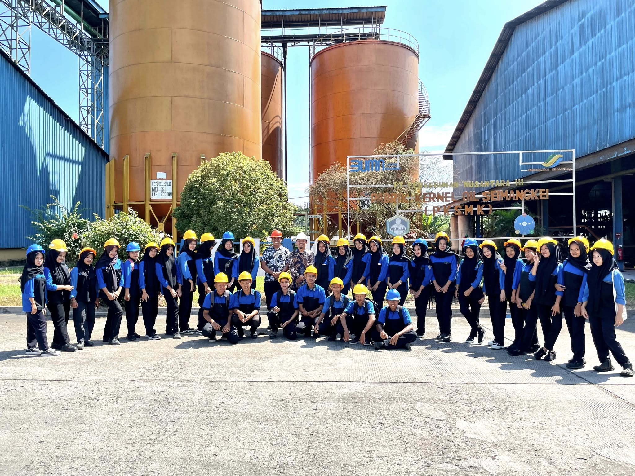 SMK Satrya Budi 1 Laksanakan Kunjungan Industri ke PTPN IV Regional I PKO Sei Mangkei