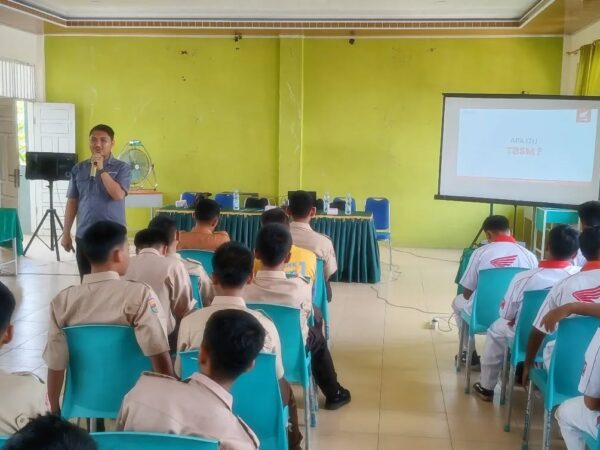 Indako Trading Coy Medan Kunjungi SMK Satrya Budi, Bahas Karir Teknik Sepeda Motor Indako Trading Coy Medan Kunjungi SMK Satrya Budi, Bahas Karir Teknik Sepeda Motor