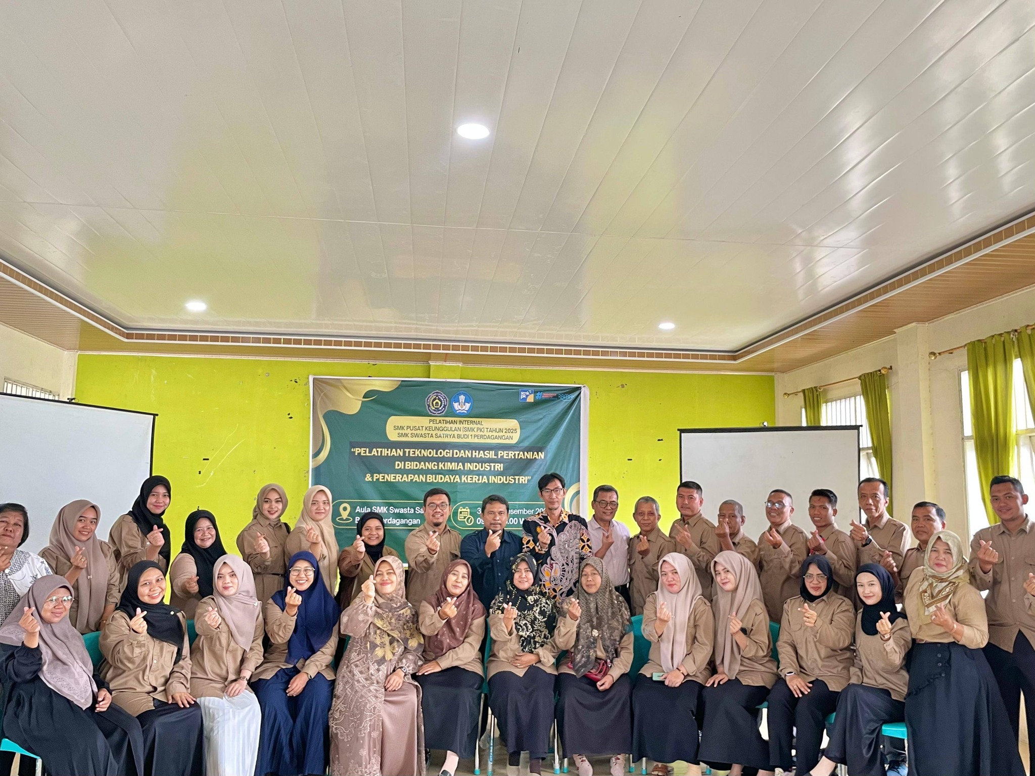 Dorong Budaya Kerja Industri, SMK Satrya Budi 1 Perdagangan Gelar Pelatihan Internal SMK PK 2025