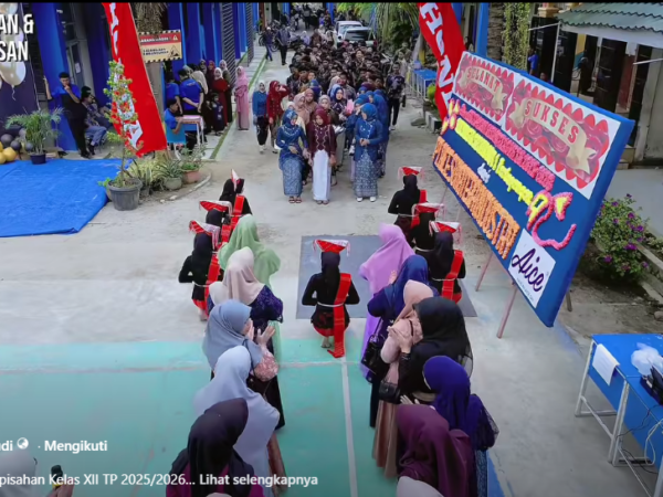 Pelepasan Kelas XII SMK Satrya Budi 1 Perdagangan 2025/2026 Berlangsung Haru, Dunia Industri dan Orang Tua Turut Beri Dukungan Pelepasan Kelas XII SMK Satrya Budi 1 Perdagangan 2025/2026 Berlangsung Haru, Dunia Industri dan Orang Tua Turut Beri Dukungan