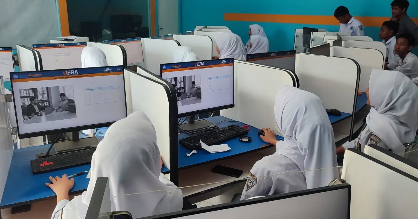 Bekal Menuju Dunia Kerja, 186 Siswa SMK Satrya Budi 1 Ikuti Tes TOEIC
